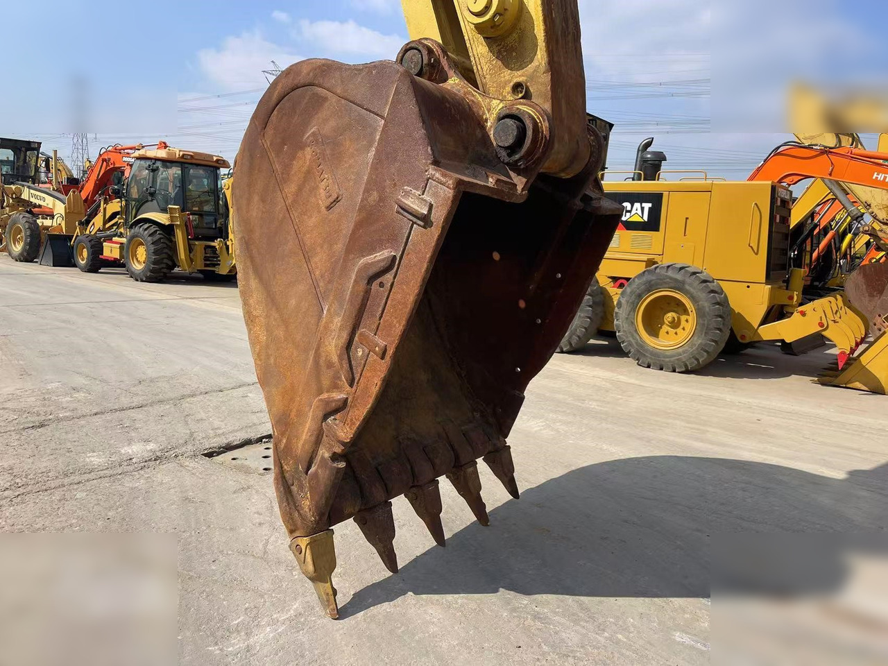 Kāpurķēžu ekskavators KOMATSU PC400-8: foto 6