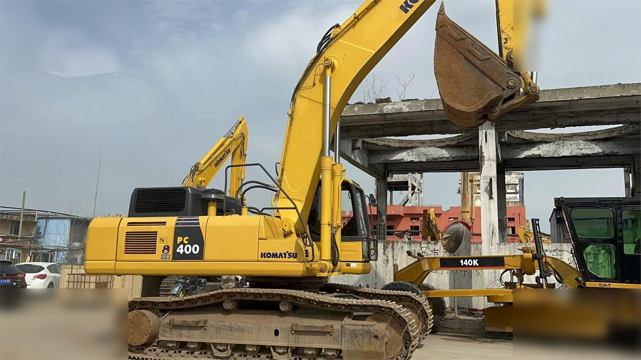KOMATSU PC400-8 - Kāpurķēžu ekskavators: foto 4 KOMATSU PC400-8 - Kāpurķēžu ekskavators: foto 4