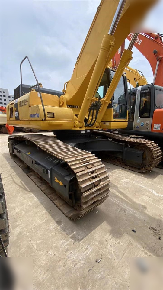 KOMATSU PC400-8 - Kāpurķēžu ekskavators: foto 5 KOMATSU PC400-8 - Kāpurķēžu ekskavators: foto 5