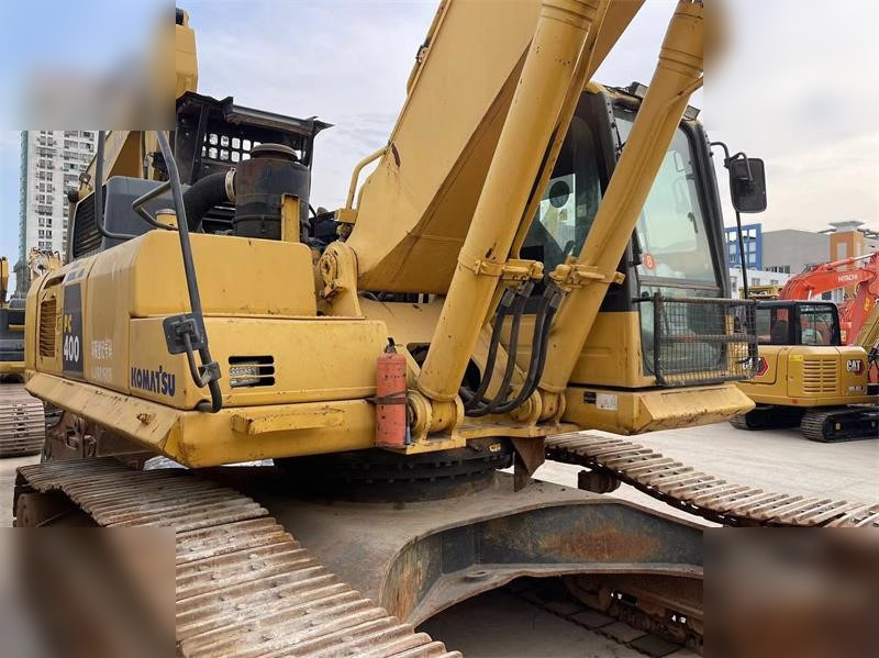 KOMATSU PC400-8 - Kāpurķēžu ekskavators: foto 5 KOMATSU PC400-8 - Kāpurķēžu ekskavators: foto 5