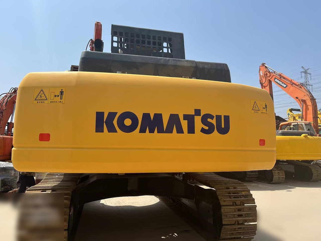 KOMATSU PC400-8 - Kāpurķēžu ekskavators: foto 2 KOMATSU PC400-8 - Kāpurķēžu ekskavators: foto 2