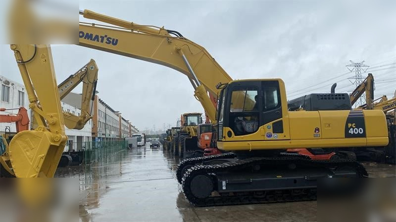 KOMATSU PC400-8 - Kāpurķēžu ekskavators: foto 1 KOMATSU PC400-8 - Kāpurķēžu ekskavators: foto 1