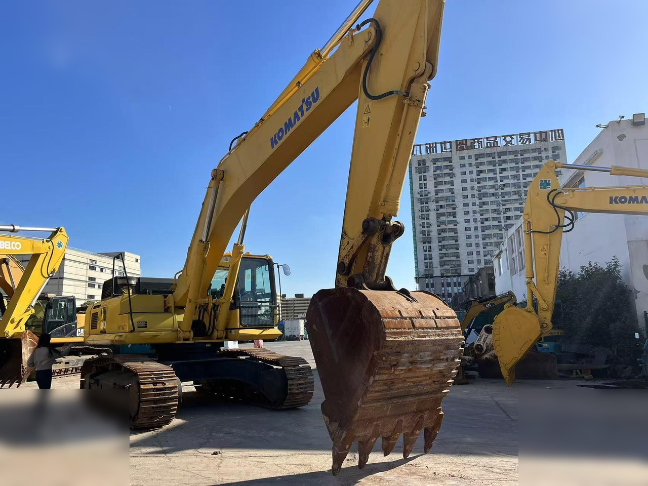Kāpurķēžu ekskavators KOMATSU PC400-8R: foto 6