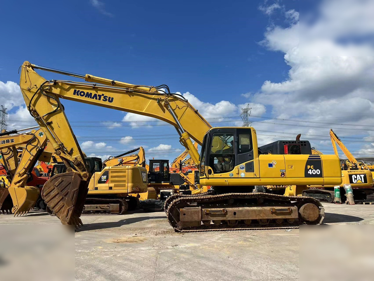 KOMATSU PC400-8R - Kāpurķēžu ekskavators: foto 1 KOMATSU PC400-8R - Kāpurķēžu ekskavators: foto 1
