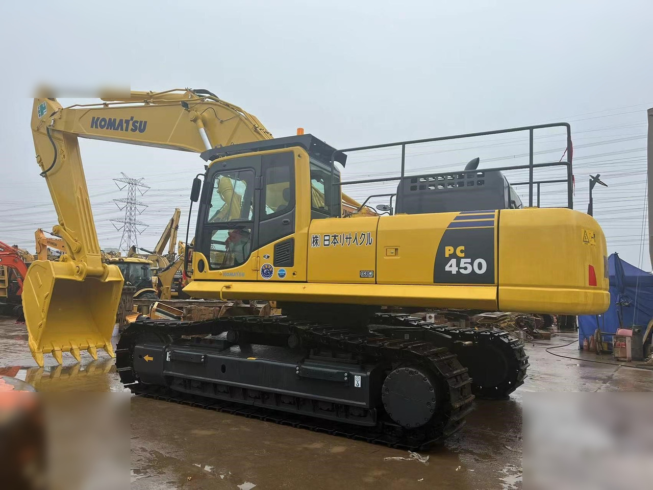 KOMATSU PC450 LC-8 - Kāpurķēžu ekskavators: foto 1 KOMATSU PC450 LC-8 - Kāpurķēžu ekskavators: foto 1
