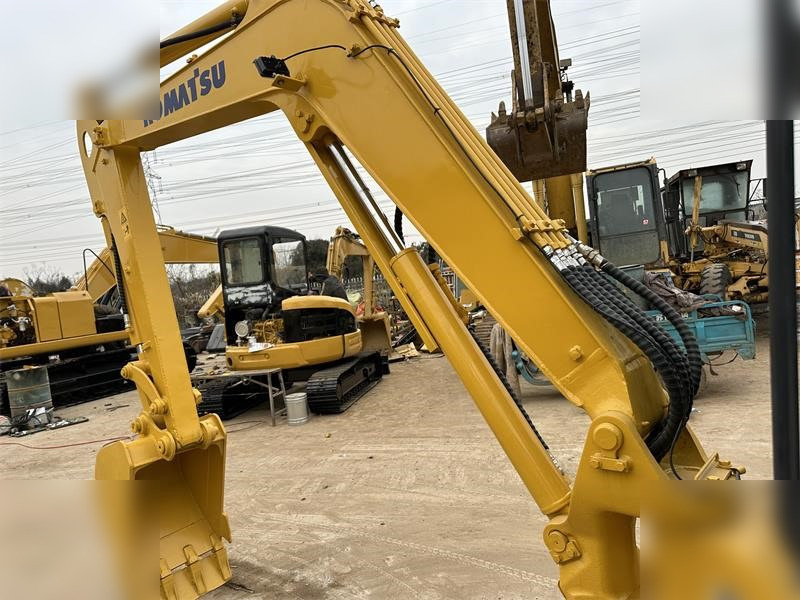 KOMATSU PC50MR-2 - Mini-ekskavators: foto 5 KOMATSU PC50MR-2 - Mini-ekskavators: foto 5