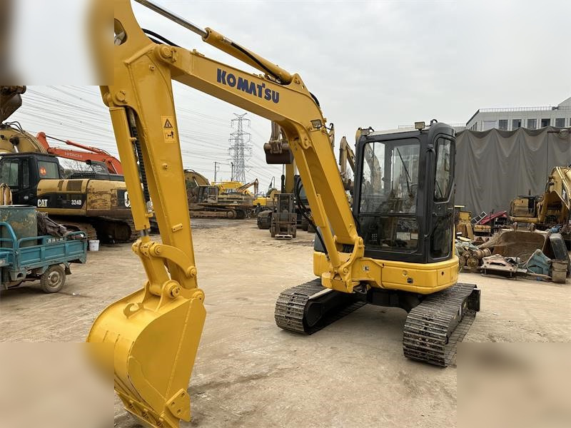 KOMATSU PC50MR-2 - Mini-ekskavators: foto 2 KOMATSU PC50MR-2 - Mini-ekskavators: foto 2