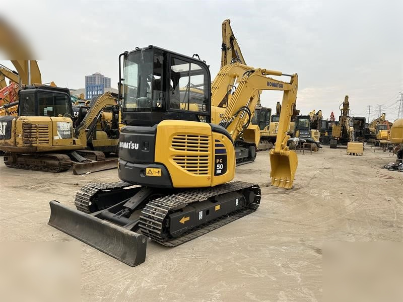 KOMATSU PC50MR-2 - Mini-ekskavators: foto 2 KOMATSU PC50MR-2 - Mini-ekskavators: foto 2