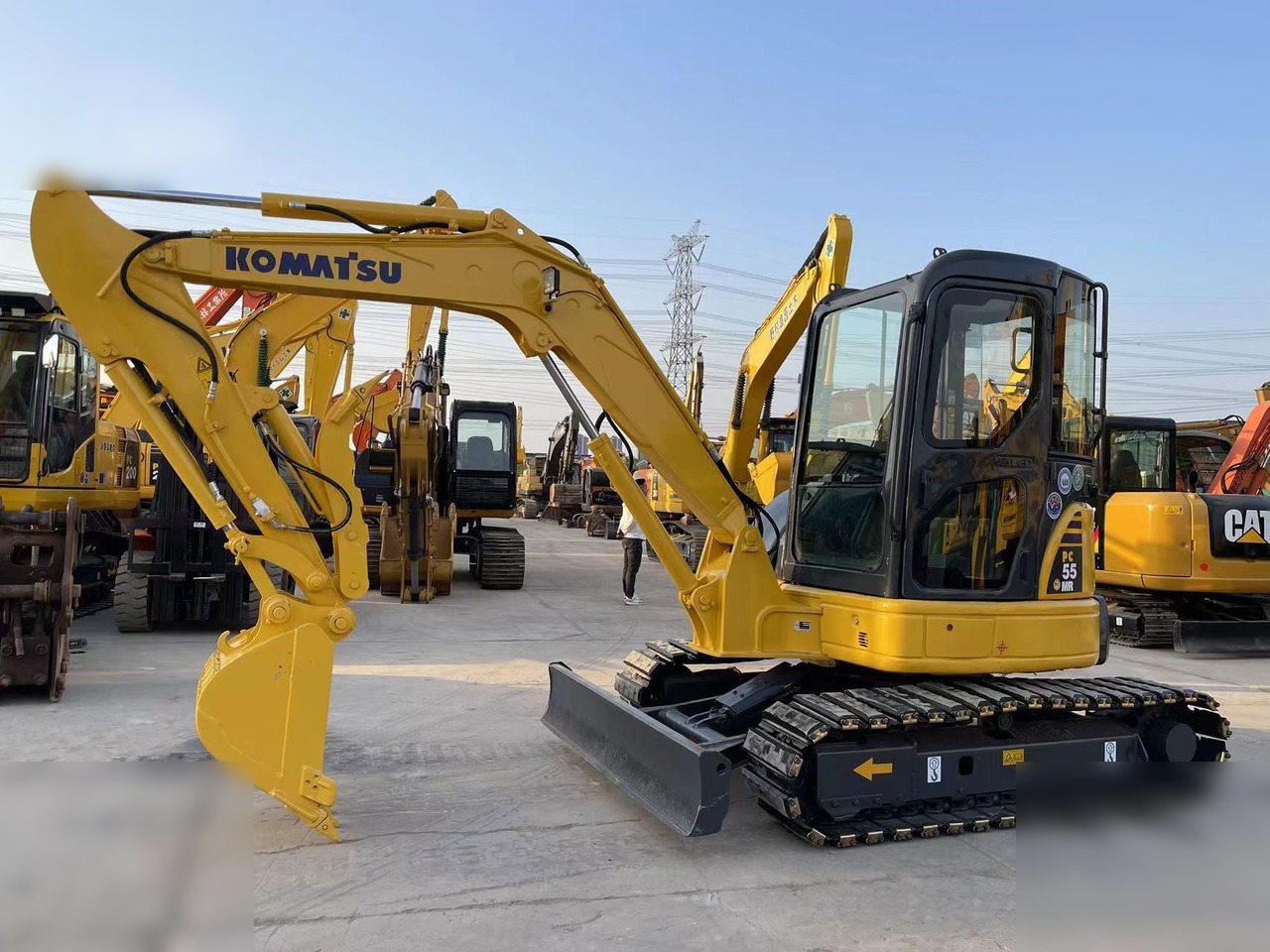 KOMATSU PC55MR-2 - Mini-ekskavators: foto 1 KOMATSU PC55MR-2 - Mini-ekskavators: foto 1