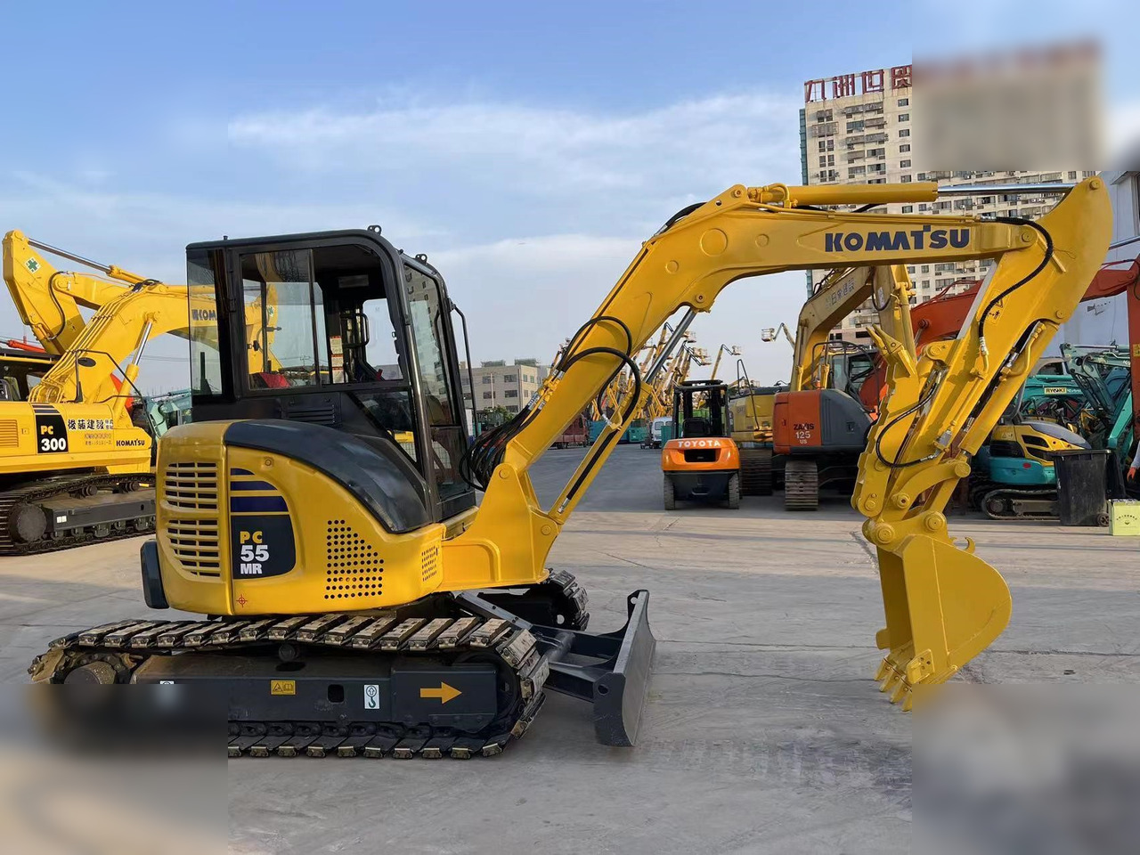 KOMATSU PC55MR-2 - Mini-ekskavators: foto 2 KOMATSU PC55MR-2 - Mini-ekskavators: foto 2