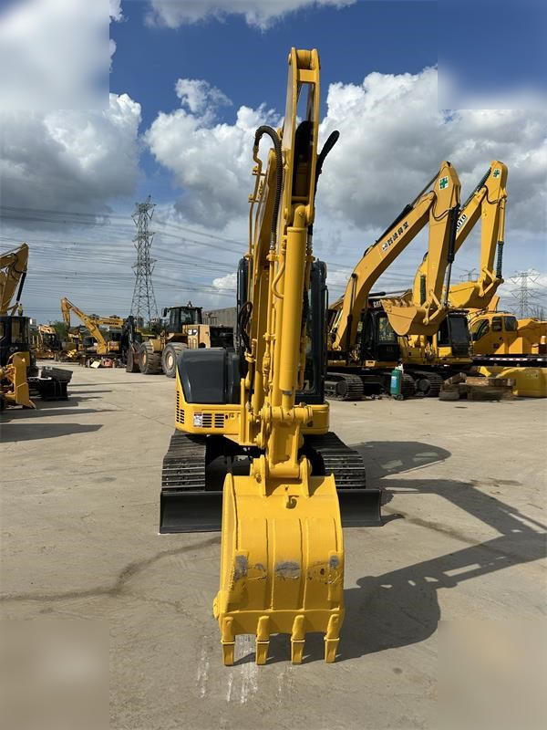 KOMATSU PC55MR-2 - Mini-ekskavators: foto 4 KOMATSU PC55MR-2 - Mini-ekskavators: foto 4