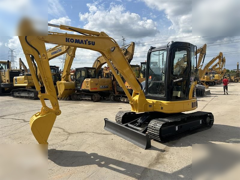 KOMATSU PC55MR-2 - Mini-ekskavators: foto 1 KOMATSU PC55MR-2 - Mini-ekskavators: foto 1