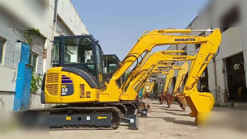 KOMATSU PC55MR-2 - Mini-ekskavators: foto 1 KOMATSU PC55MR-2 - Mini-ekskavators: foto 1