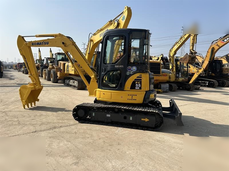 Mini-ekskavators KOMATSU PC55MR-3: foto 1