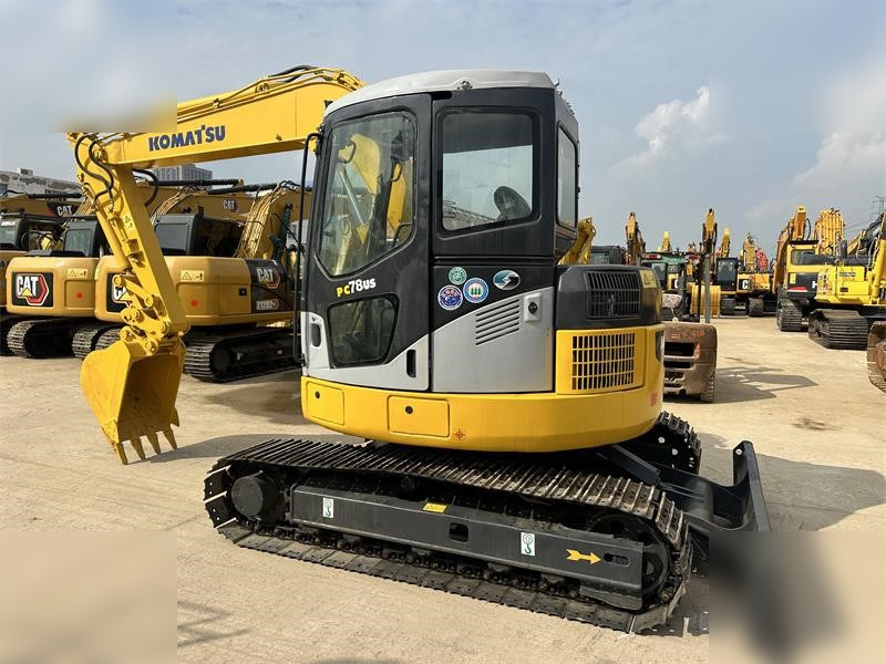 KOMATSU PC78US-6 - Kāpurķēžu ekskavators: foto 2 KOMATSU PC78US-6 - Kāpurķēžu ekskavators: foto 2