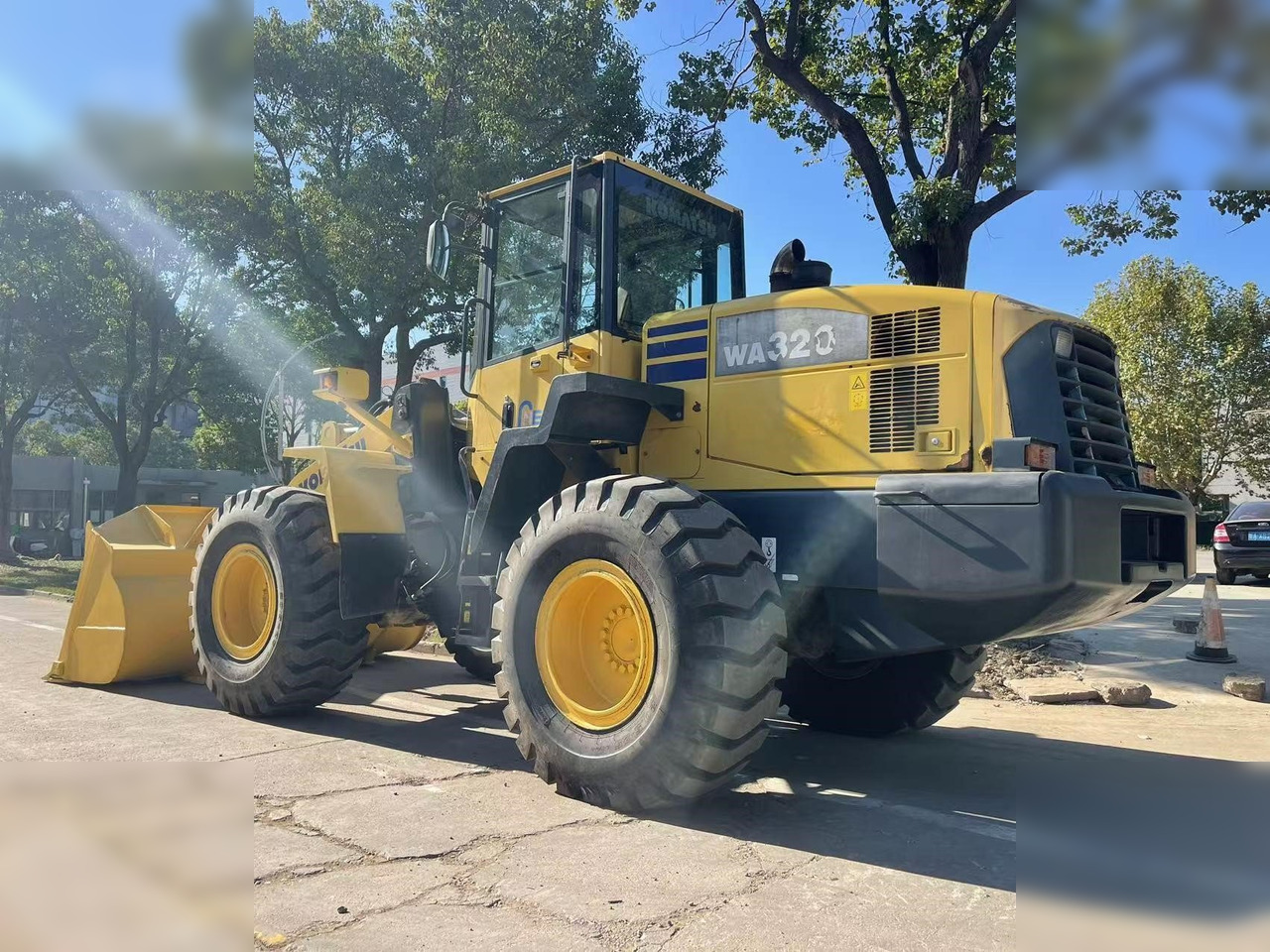 KOMATSU WA320-5 - Riteņu iekrāvējs: foto 3 KOMATSU WA320-5 - Riteņu iekrāvējs: foto 3