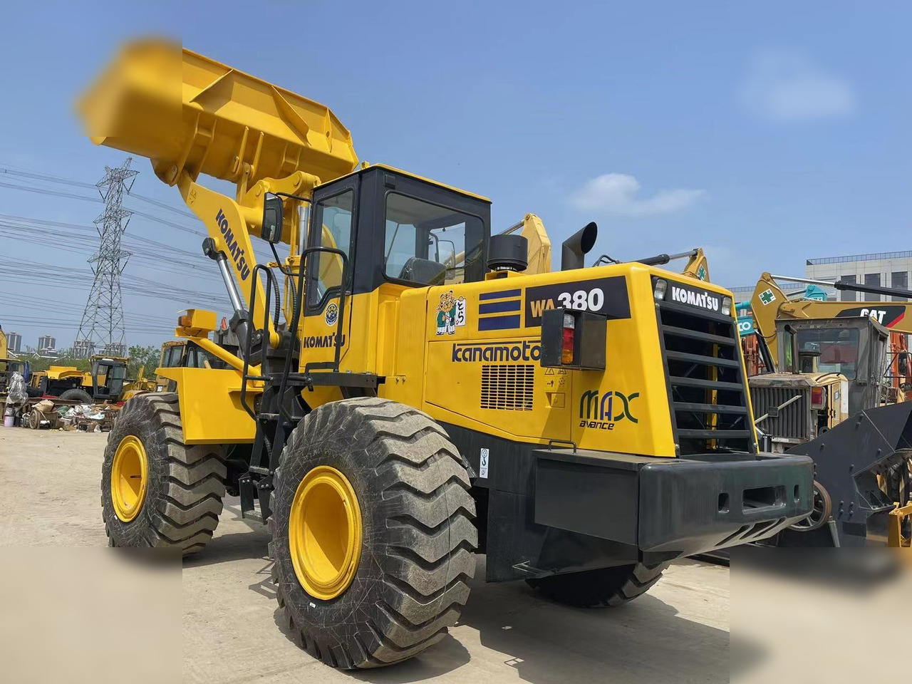KOMATSU WA380-3 - Riteņu iekrāvējs: foto 3 KOMATSU WA380-3 - Riteņu iekrāvējs: foto 3