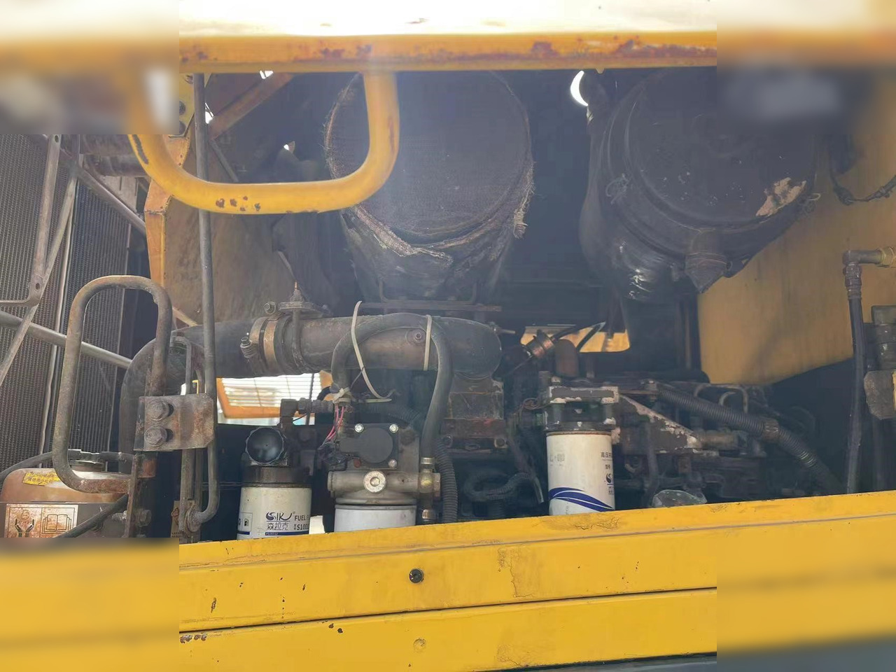 KOMATSU WA380Z-6 - Riteņu iekrāvējs: foto 5 KOMATSU WA380Z-6 - Riteņu iekrāvējs: foto 5