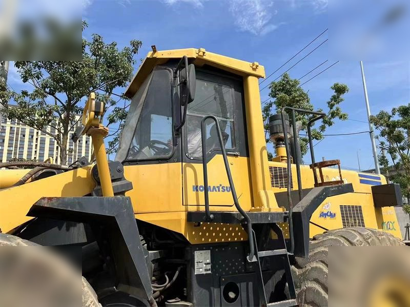 KOMATSU WA470-3 - Riteņu iekrāvējs: foto 5 KOMATSU WA470-3 - Riteņu iekrāvējs: foto 5