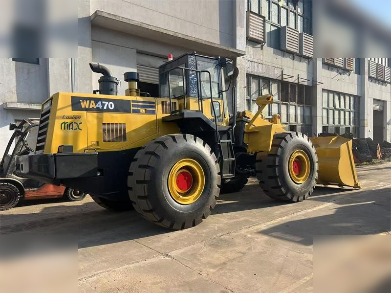 KOMATSU WA470-3 - Riteņu iekrāvējs: foto 1 KOMATSU WA470-3 - Riteņu iekrāvējs: foto 1