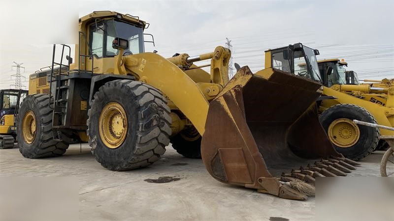 Riteņu iekrāvējs KOMATSU WA600-3: foto 11