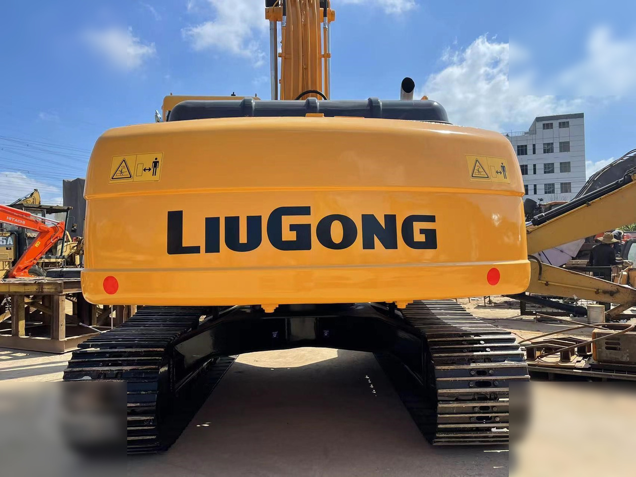 LIUGONG 922D - Kāpurķēžu ekskavators: foto 3 LIUGONG 922D - Kāpurķēžu ekskavators: foto 3