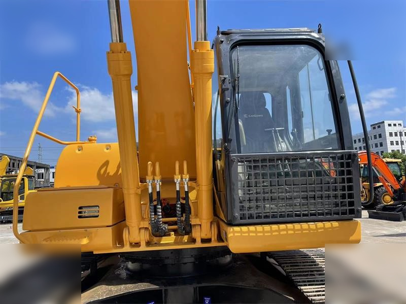 Kāpurķēžu ekskavators LIUGONG 922D: foto 14