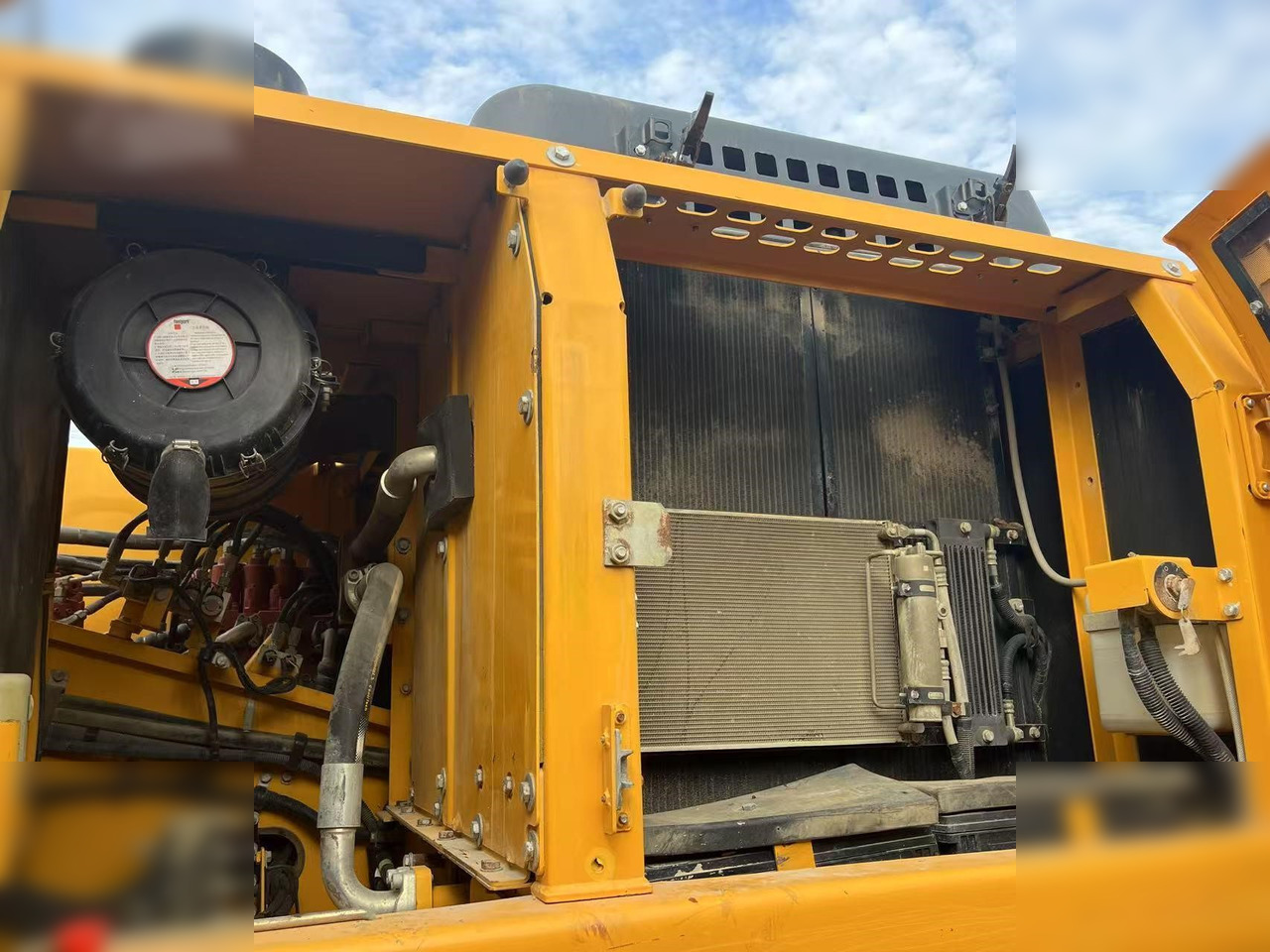 LIUGONG 926E - Kāpurķēžu ekskavators: foto 4 LIUGONG 926E - Kāpurķēžu ekskavators: foto 4