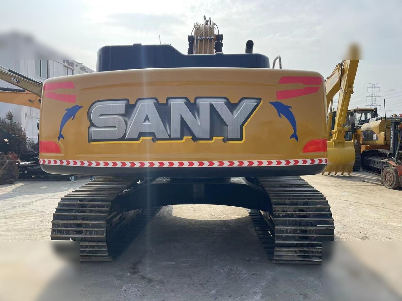 SANY SY215C - Kāpurķēžu ekskavators: foto 5 SANY SY215C - Kāpurķēžu ekskavators: foto 5