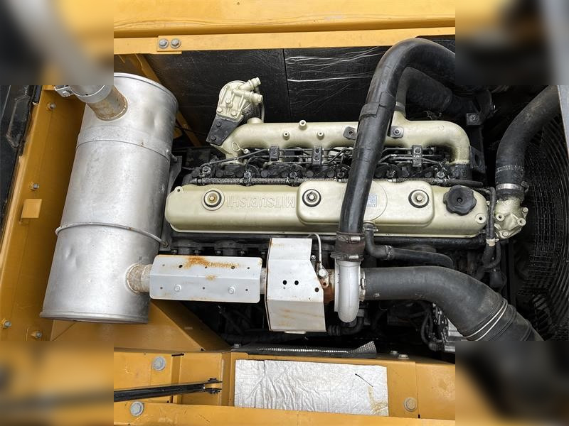 Kāpurķēžu ekskavators SANY SY215C: foto 6