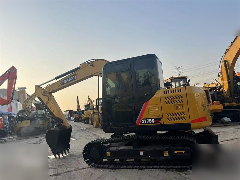 SANY SY75C - Kāpurķēžu ekskavators: foto 1 SANY SY75C - Kāpurķēžu ekskavators: foto 1