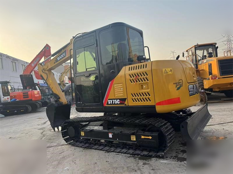 SANY SY75C - Kāpurķēžu ekskavators: foto 2 SANY SY75C - Kāpurķēžu ekskavators: foto 2