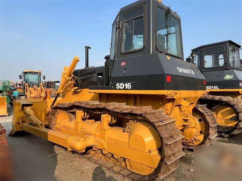 SHANTUI SD16 - Buldozers: foto 1 SHANTUI SD16 - Buldozers: foto 1