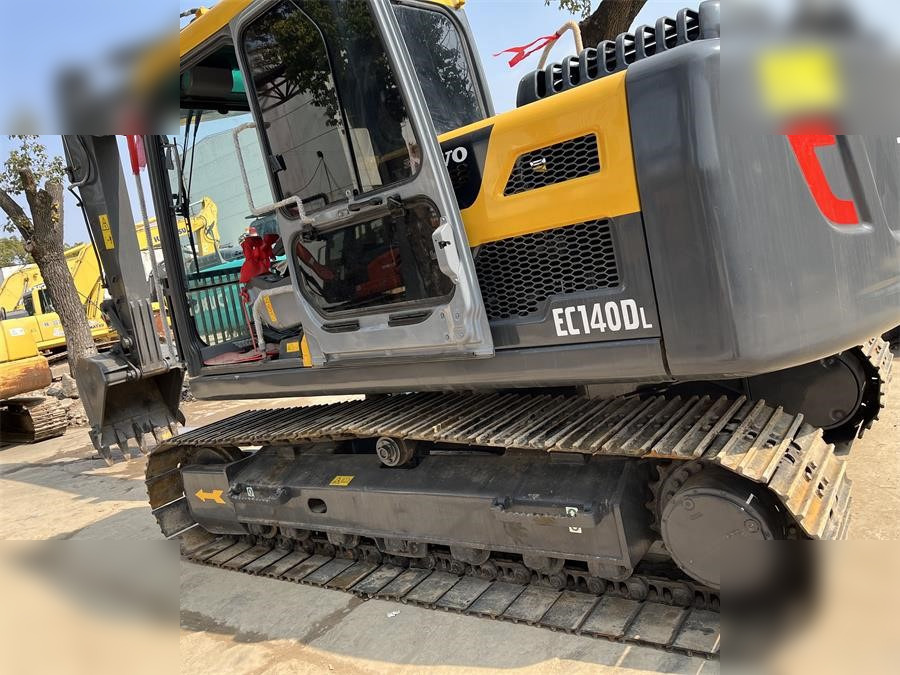 VOLVO EC140DL - Kāpurķēžu ekskavators: foto 2 VOLVO EC140DL - Kāpurķēžu ekskavators: foto 2