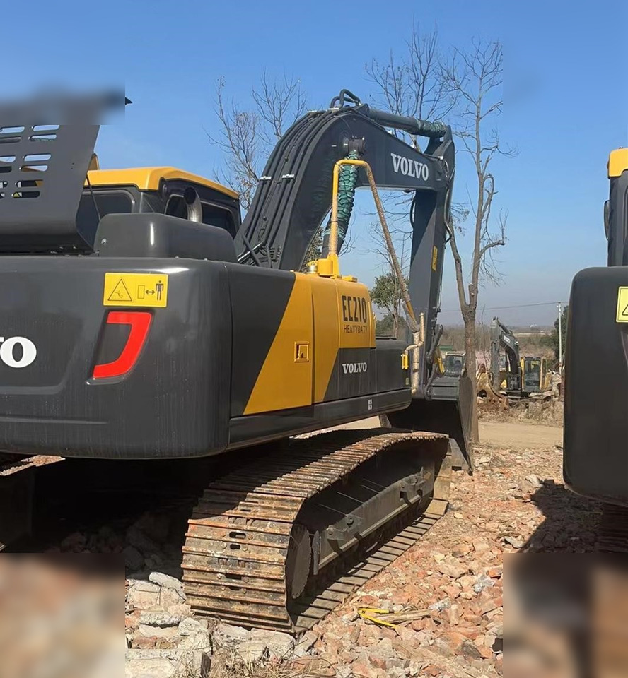 VOLVO EC210 - Kāpurķēžu ekskavators: foto 1 VOLVO EC210 - Kāpurķēžu ekskavators: foto 1