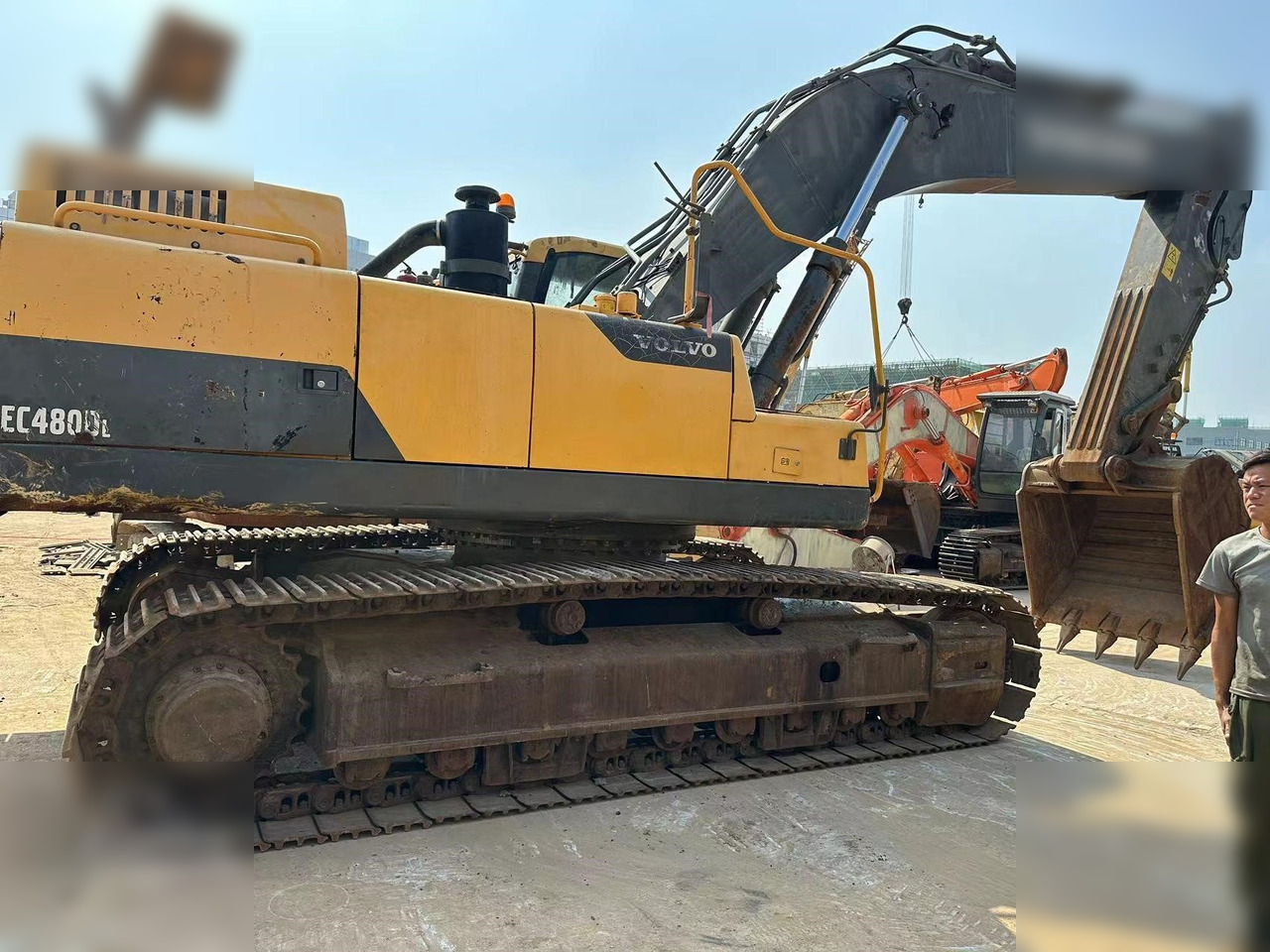 VOLVO EC480DL - Kāpurķēžu ekskavators: foto 1 VOLVO EC480DL - Kāpurķēžu ekskavators: foto 1