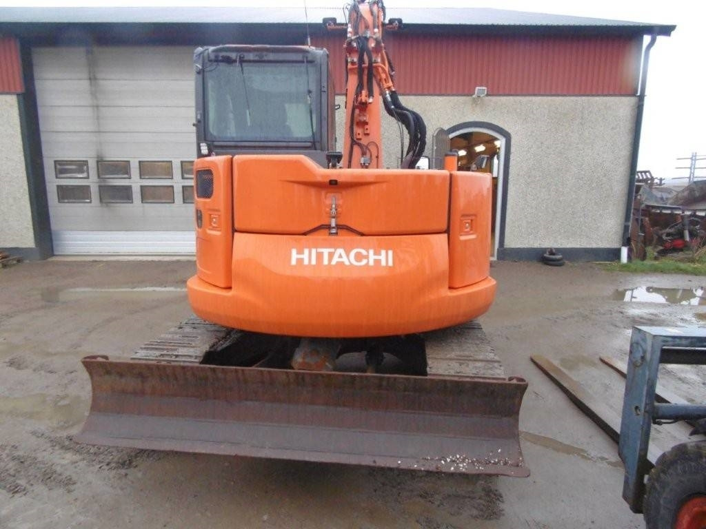 Hitachi 85 US - Mini-ekskavators: foto 3 Hitachi 85 US - Mini-ekskavators: foto 3
