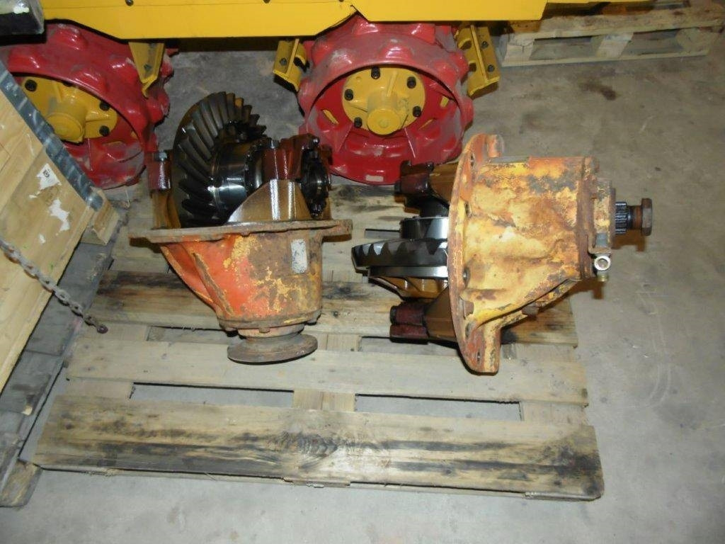 Volvo Dumper Diff+drivaxlar+nav A 25 - Dzinējs - Celtniecības tehnika: foto 2 Volvo Dumper Diff+drivaxlar+nav A 25 - Dzinējs - Celtniecības tehnika: foto 2