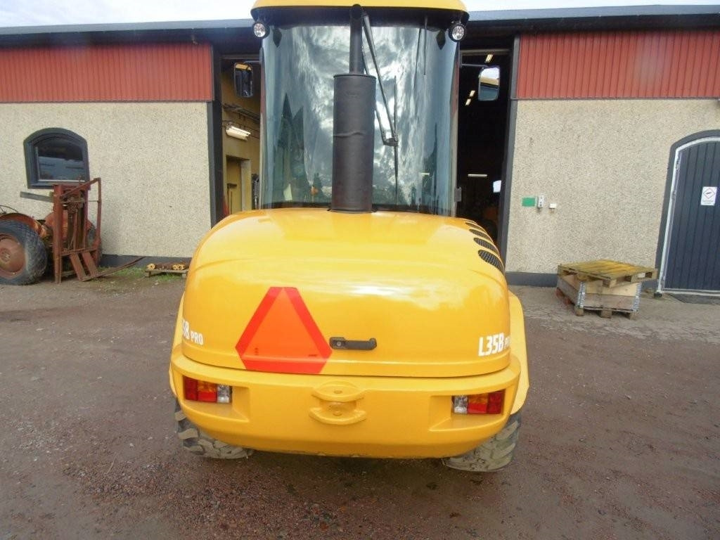 Volvo L 35 - Riteņu iekrāvējs: foto 3 Volvo L 35 - Riteņu iekrāvējs: foto 3