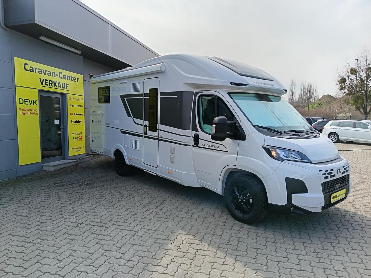 Adria Coral ALL-IN 650 DL*LUFTFEDERUNG HA*SOLAR*SOFORT - Daļēji integrētais kemperis: foto 2 Adria Coral ALL-IN 650 DL*LUFTFEDERUNG HA*SOLAR*SOFORT - Daļēji integrētais kemperis: foto 2