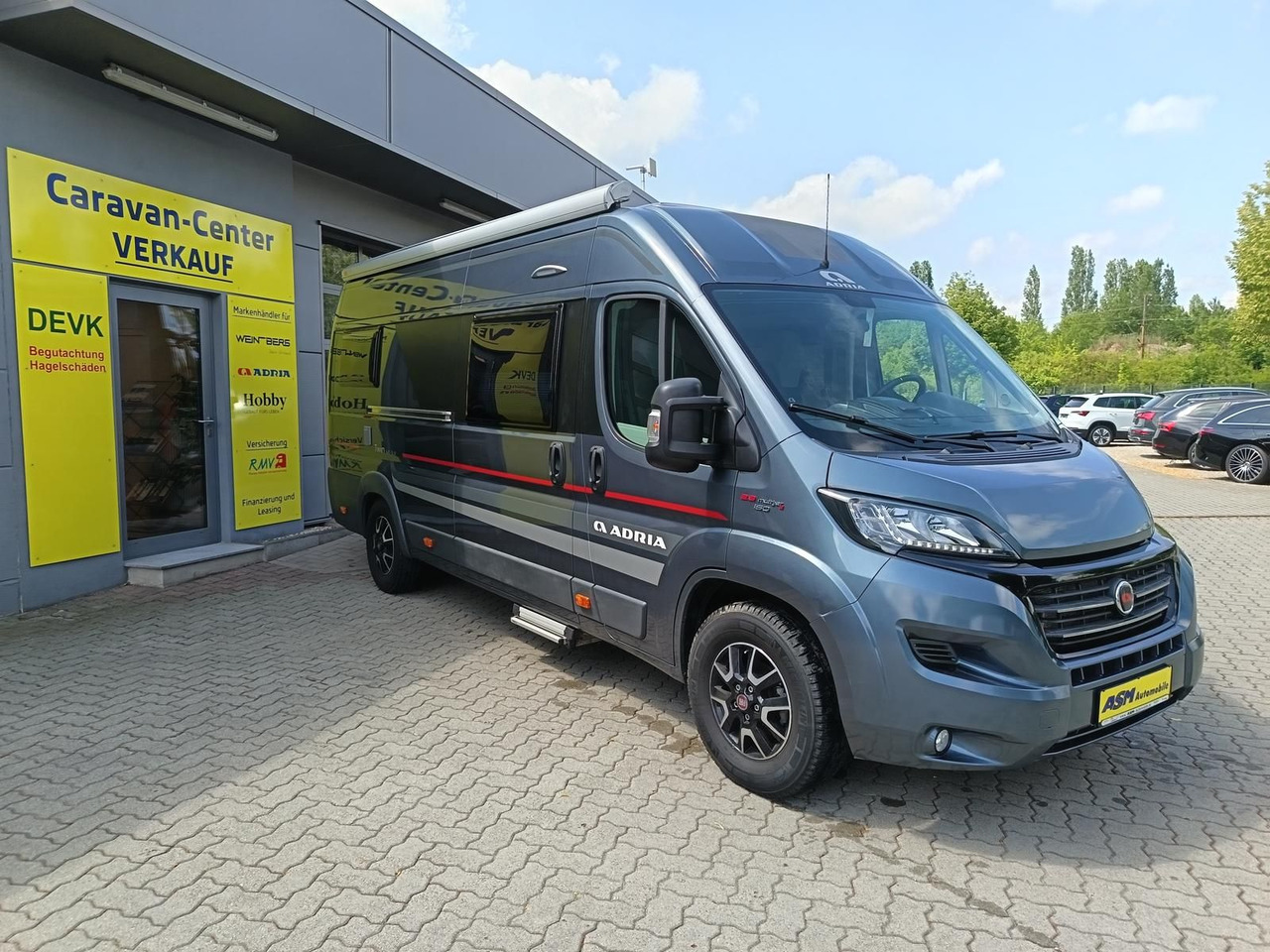 Adria Twin 640SLX Platinum*MARKISE*TV*SAT*FAHRRADTRÄG. - Auto kemperis: foto 2 Adria Twin 640SLX Platinum*MARKISE*TV*SAT*FAHRRADTRÄG. - Auto kemperis: foto 2