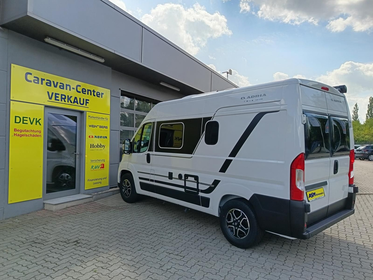 Adria Twin ALL-IN 540 SP*AUTOMATIK*SAFETY*STYLE*SOFORT - Auto kemperis: foto 5 Adria Twin ALL-IN 540 SP*AUTOMATIK*SAFETY*STYLE*SOFORT - Auto kemperis: foto 5
