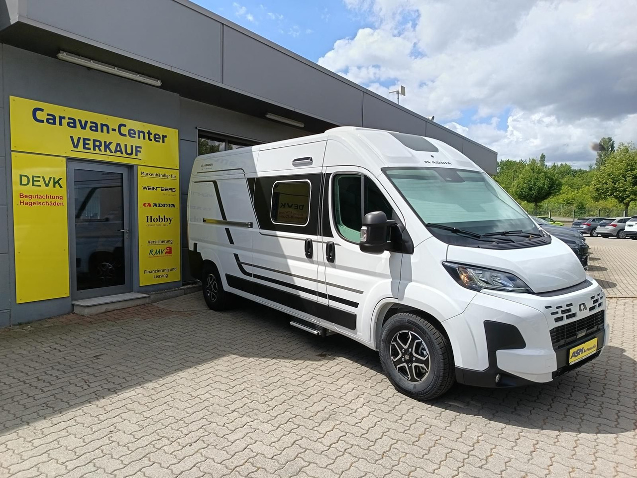Adria Twin Twin 600 SPB Family*SAFETY*STYLE*DAB*SOFORT - Auto kemperis: foto 3 Adria Twin Twin 600 SPB Family*SAFETY*STYLE*DAB*SOFORT - Auto kemperis: foto 3