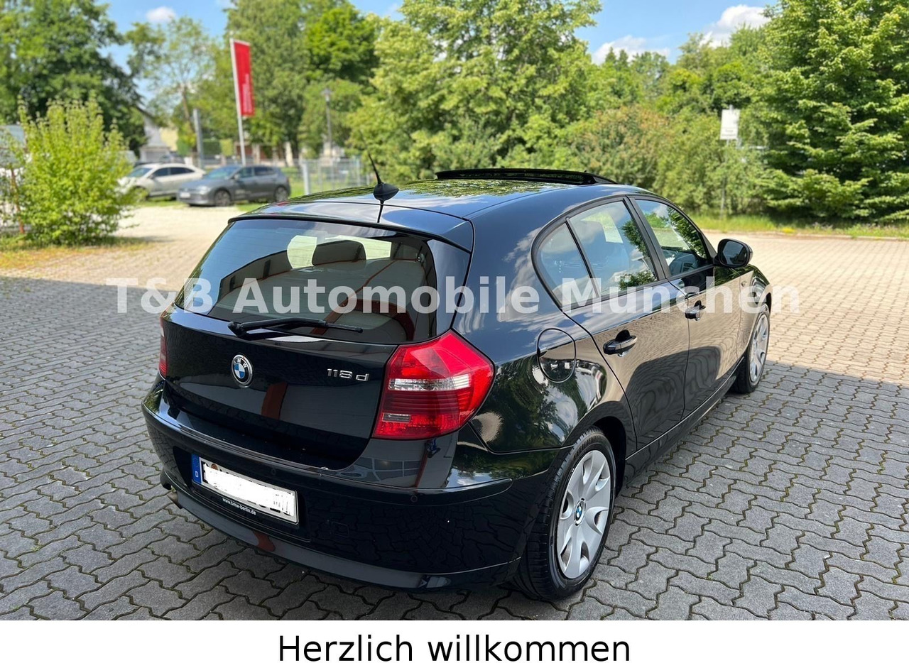 BMW 118d*Advantage-Paket*Klima*Navi*Xenon*PDC*1.Hand - Sedans: foto 5 BMW 118d*Advantage-Paket*Klima*Navi*Xenon*PDC*1.Hand - Sedans: foto 5