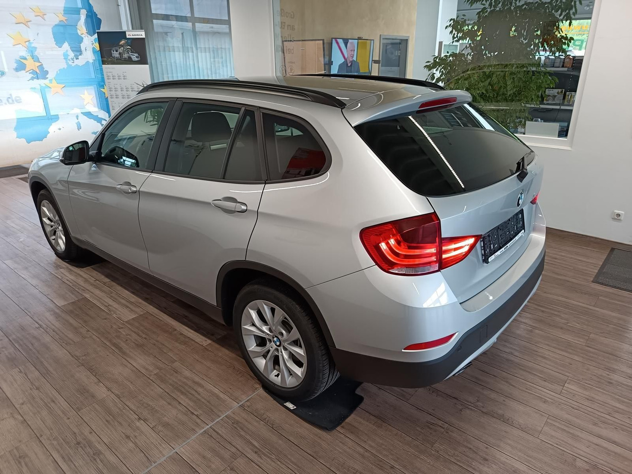 BMW X1 sDrive 18i 110 kW*SITZHEIZUNG*KLIMAAUTOMATIK - SUV: foto 4 BMW X1 sDrive 18i 110 kW*SITZHEIZUNG*KLIMAAUTOMATIK - SUV: foto 4