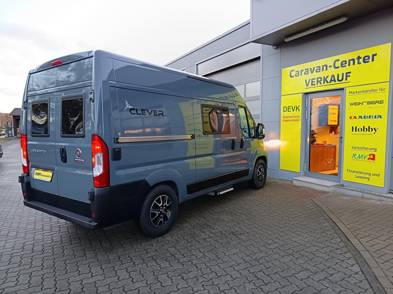 Clever Tour 540*BLACK EDITION*FINAL SALE RABATT*SOFORT* - Auto kemperis: foto 5 Clever Tour 540*BLACK EDITION*FINAL SALE RABATT*SOFORT* - Auto kemperis: foto 5