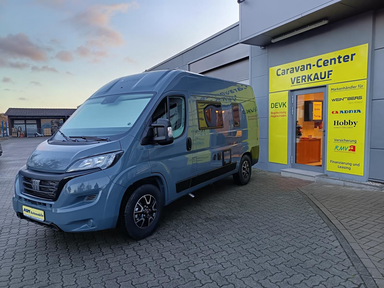 Clever Tour 540*BLACK EDITION*FINAL SALE RABATT*SOFORT* - Auto kemperis: foto 4 Clever Tour 540*BLACK EDITION*FINAL SALE RABATT*SOFORT* - Auto kemperis: foto 4