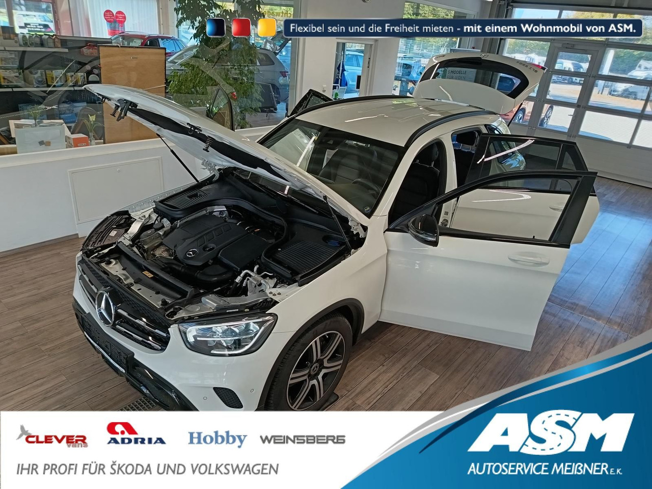 Mercedes-Benz GLC 220d AMG Line 4MATIC*AHK*NAVI*LED*R-KAM*DAB* - SUV: foto 1 Mercedes-Benz GLC 220d AMG Line 4MATIC*AHK*NAVI*LED*R-KAM*DAB* - SUV: foto 1
