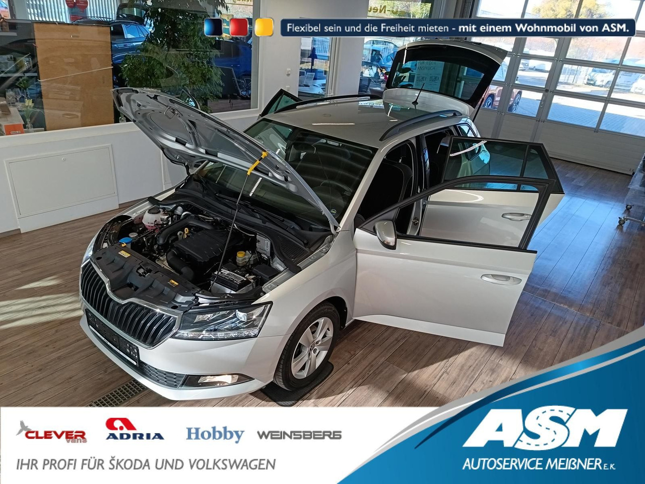 Skoda Fabia Combi Style 1.0 TSI*AHK*LED*R-KAM*PDC*SHZ* - Universālis: foto 1 Skoda Fabia Combi Style 1.0 TSI*AHK*LED*R-KAM*PDC*SHZ* - Universālis: foto 1