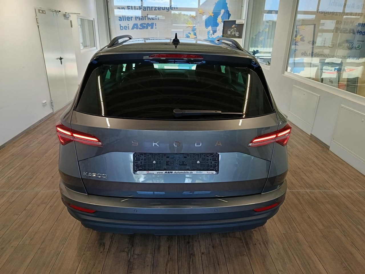 Skoda Karoq Selection 1.5 TSI DSG*NAVI*ACC*AHK-VORBER* - SUV: foto 5 Skoda Karoq Selection 1.5 TSI DSG*NAVI*ACC*AHK-VORBER* - SUV: foto 5